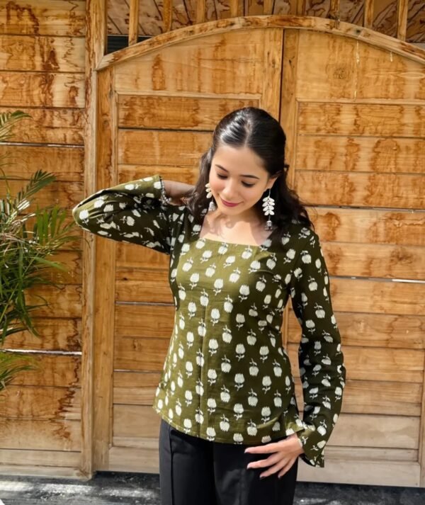 Women's Henna Printed Cotton Short Kurti
