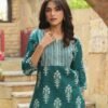 Women's Green White Printed Short Kurti