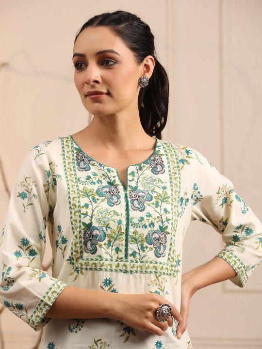 WhatsApp Image 2026-05-26 at 4.04.35 PM (13) Women's Printed Short Kurti