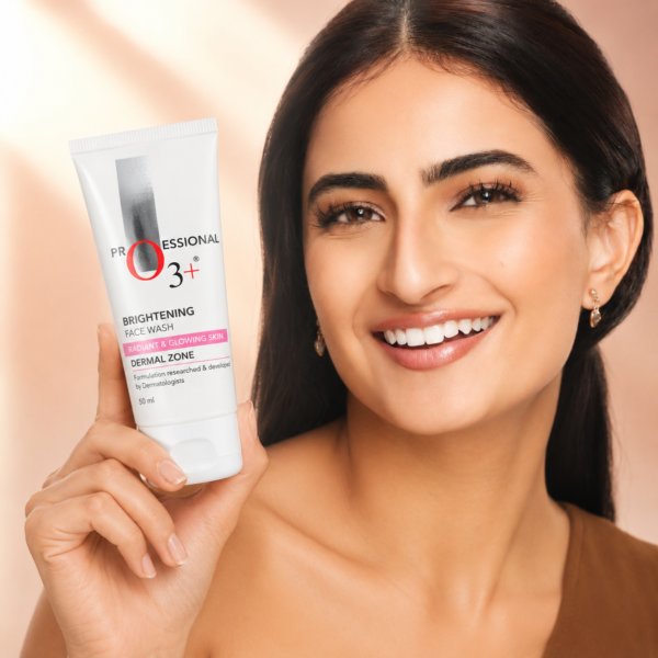 bri wash 1 O3+ Brightening Face Wash – Radiant & Glowing Skin